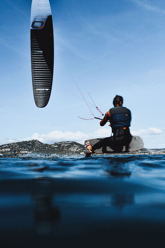 R1 V�� �ʥ����롦��󡡥֥����ե����֡�