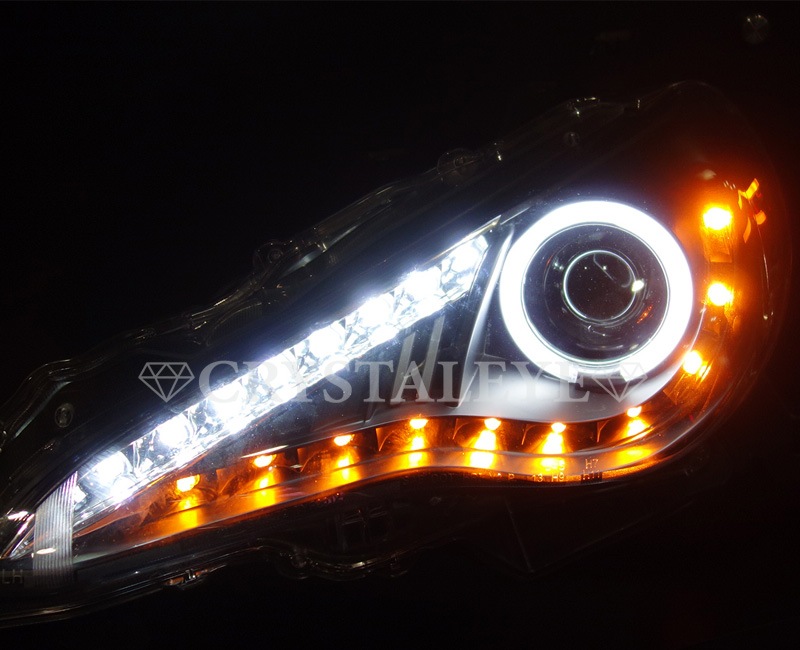 送料無料 トヨタ 86 LED プロジェクター イカリング ヘッドライト インナー ブラック クリアレンズ 純正 HID車輌用 ZN6 フロント ライト トヨタ 86 流れるウィンカー 日本光軸仕様 LED イカリング