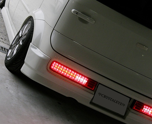 Z11�� CUBE ���塼�� �ե�̣ţĥơ������ V2 ή��륷�����󥷥�륦���󥫡����� �ڥ�åɥ��ꥢ����