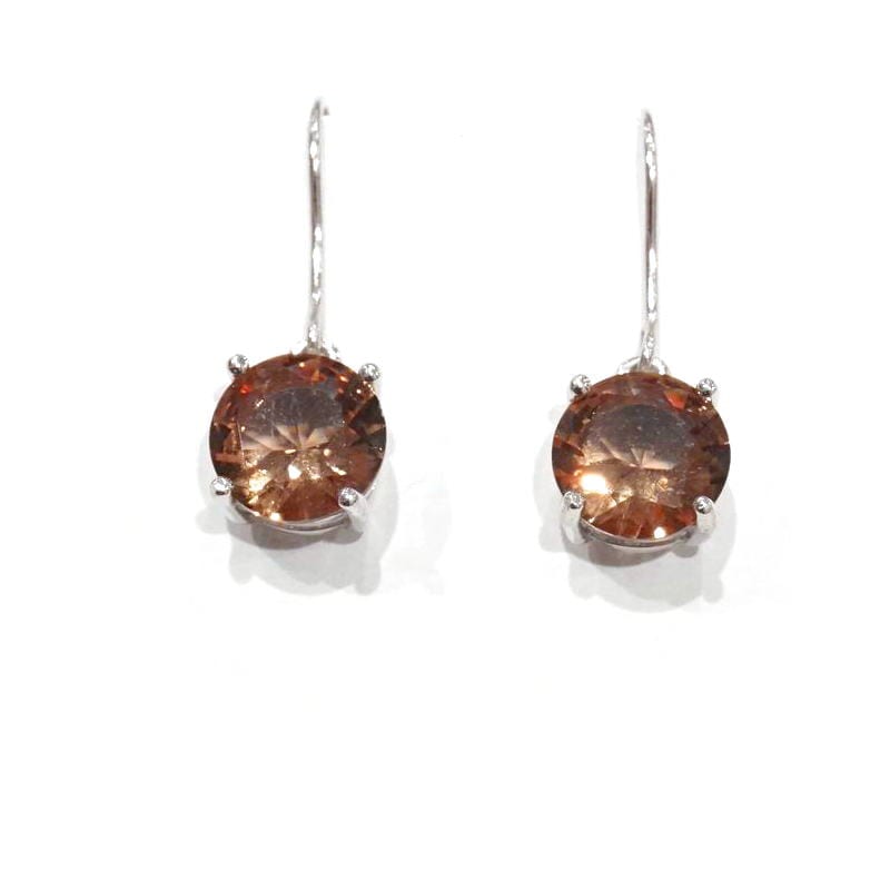 光によってカラーチェンジ！ズルタナイトのピアス　SV-E-ZN-RNDS