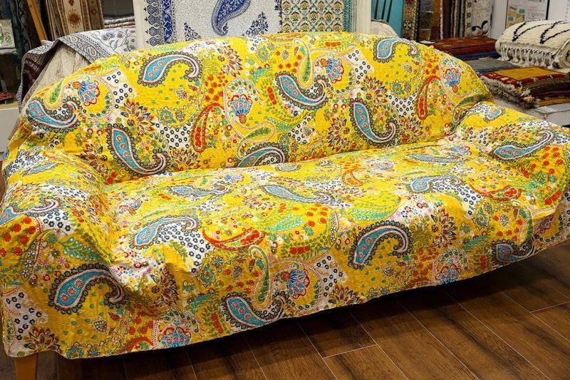 インド製「カンタキルト」マルチカバー◆220×150cm前後◆ペイズリー/イエロー　KMC230-PSYL