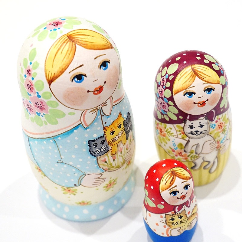 ロシア エレーナ・イワンツォワ作 マトリョーシカ（3P） MAT-162