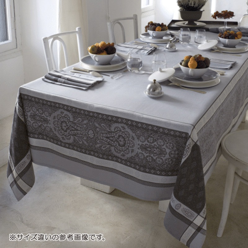 フランス製 ジャカード織 撥水テーブルクロス ヴォクリューズ/グレー 約160x160cm F160160-VCLS-GY