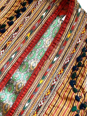 民族衣装 EC-018 トルクメン族 クルテ/チュルプィ（女性用コート