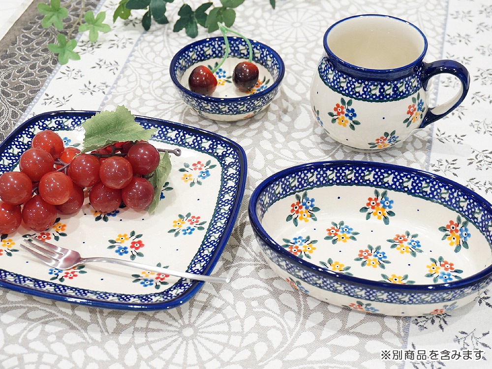 ポーランド陶器　ポーリッシュポタリー 「Millena」 スクエアプレート　M0407-04　ブーケ