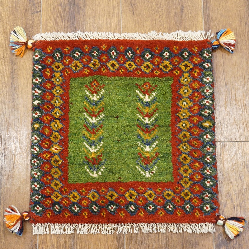 手織りギャッベ　GB40-469　座布団サイズ　約41.5×39cm