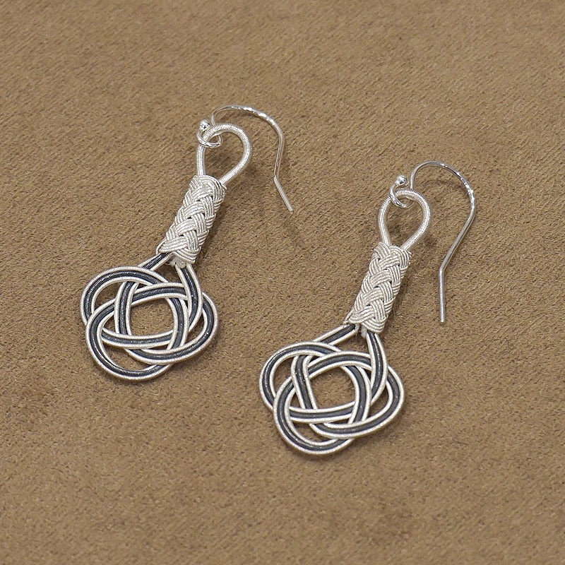 トルコ伝統の銀線細工　カザジェ　ピアス　SV-E-KZ-BW1