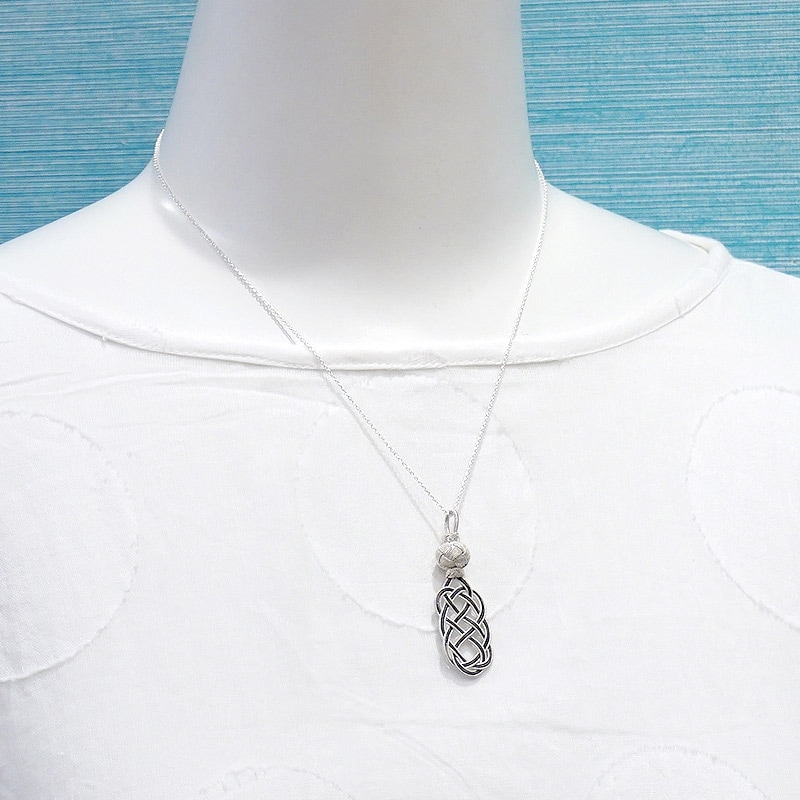 トルコ伝統の銀線細工　カザジェ　ペンダント（SVチェーン付）　SV-N-KZ-BW3