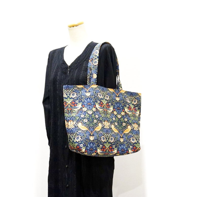 Morris Collection いちご泥棒 トートバッグ 横長Lサイズ