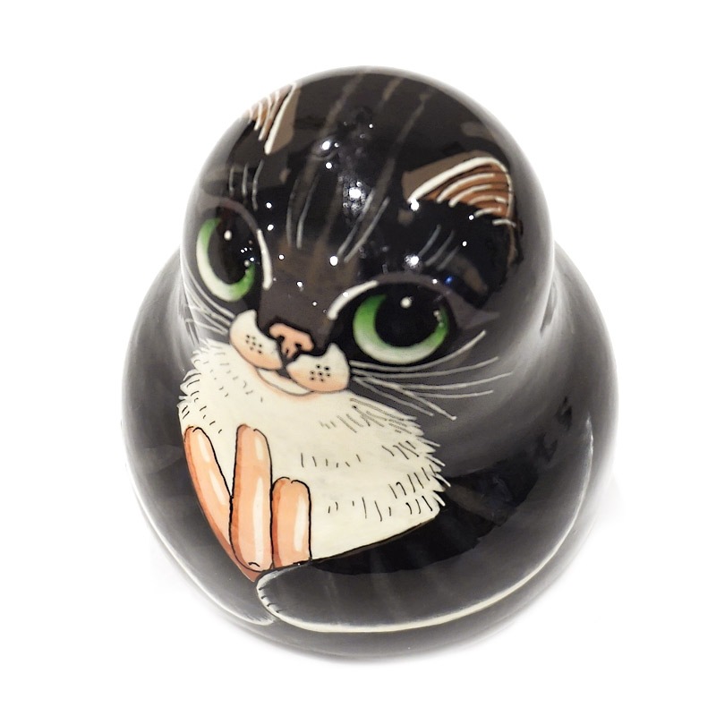 ロシア雑貨☆お起き上がりこぼし『猫のバスケットと女の子』イリーナ作マトリョーシカ ロシア イリーナ・ヴァトルーシュキナ作 起き上がりこぼし