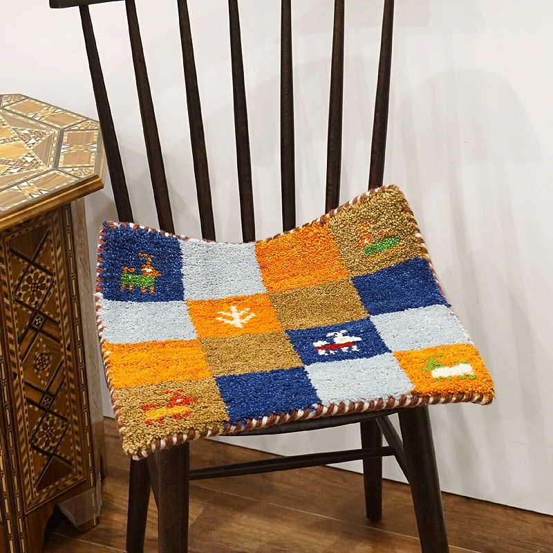 インド手織りギャッベ　GBI40-006　座布団サイズ　約41×41cm