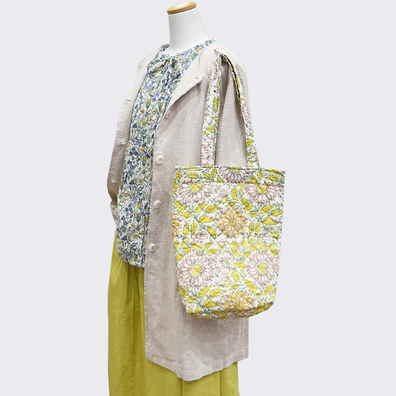 ブロックプリント　キルティングトートバッグ/ホワイト　IBP-TOTE-WT