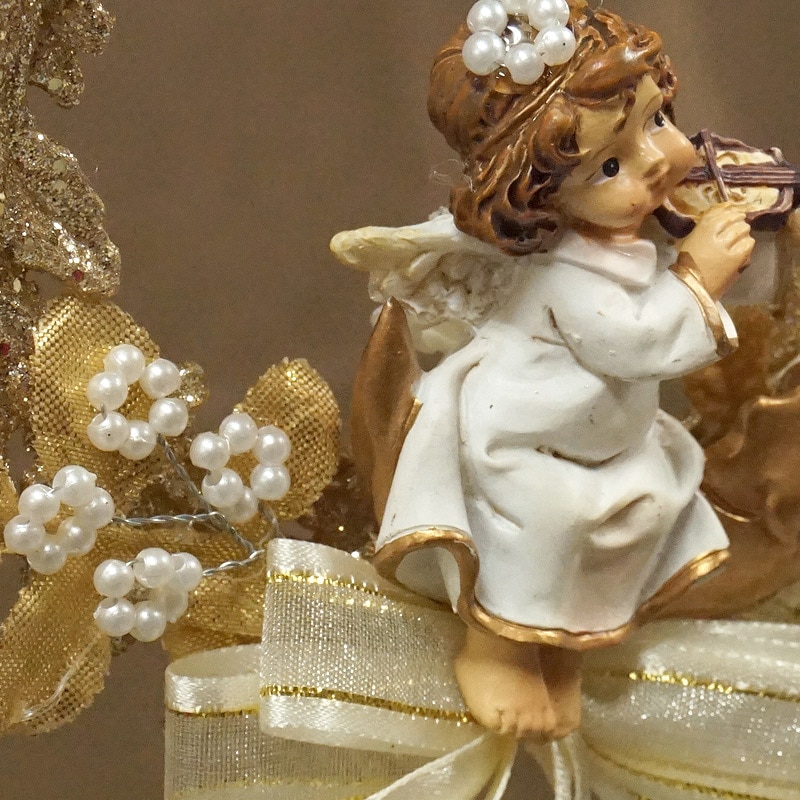 天使のタッセル&クリスマスリボン付き☆クラシカルなクリスマスリース