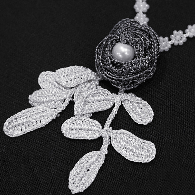 トゥーオヤ　ネックレス　OYA-NT-ROSE-GY　ローズ/グレー