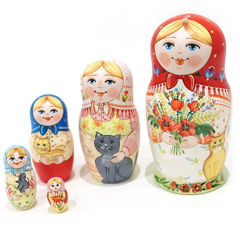 ロシア エレーナ・イワンツォワ作 マトリョーシカ（5P） MAT-149