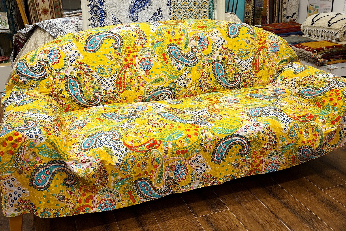 インド製「カンタキルト」マルチカバー◆220×150cm前後◆ペイズリー/イエロー　KMC230-PSYL