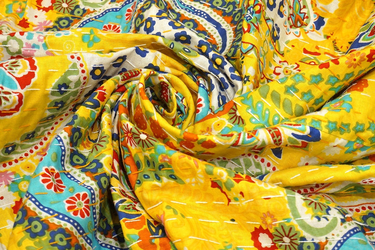 インド製「カンタキルト」マルチカバー◆220×150cm前後◆ペイズリー/イエロー　KMC230-PSYL