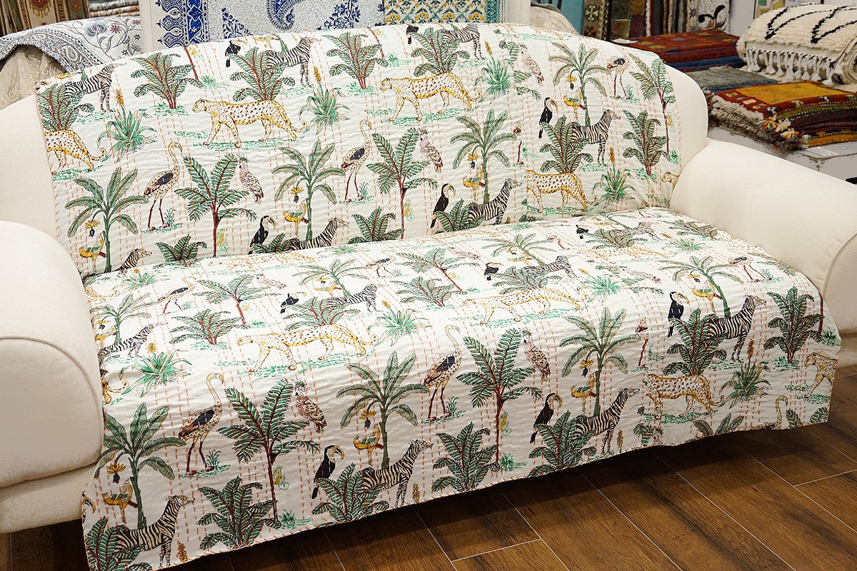 インド製「カンタキルト」マルチカバー◆216×142cm前後◆ジャングル/ホワイト　KMC230-JGWT