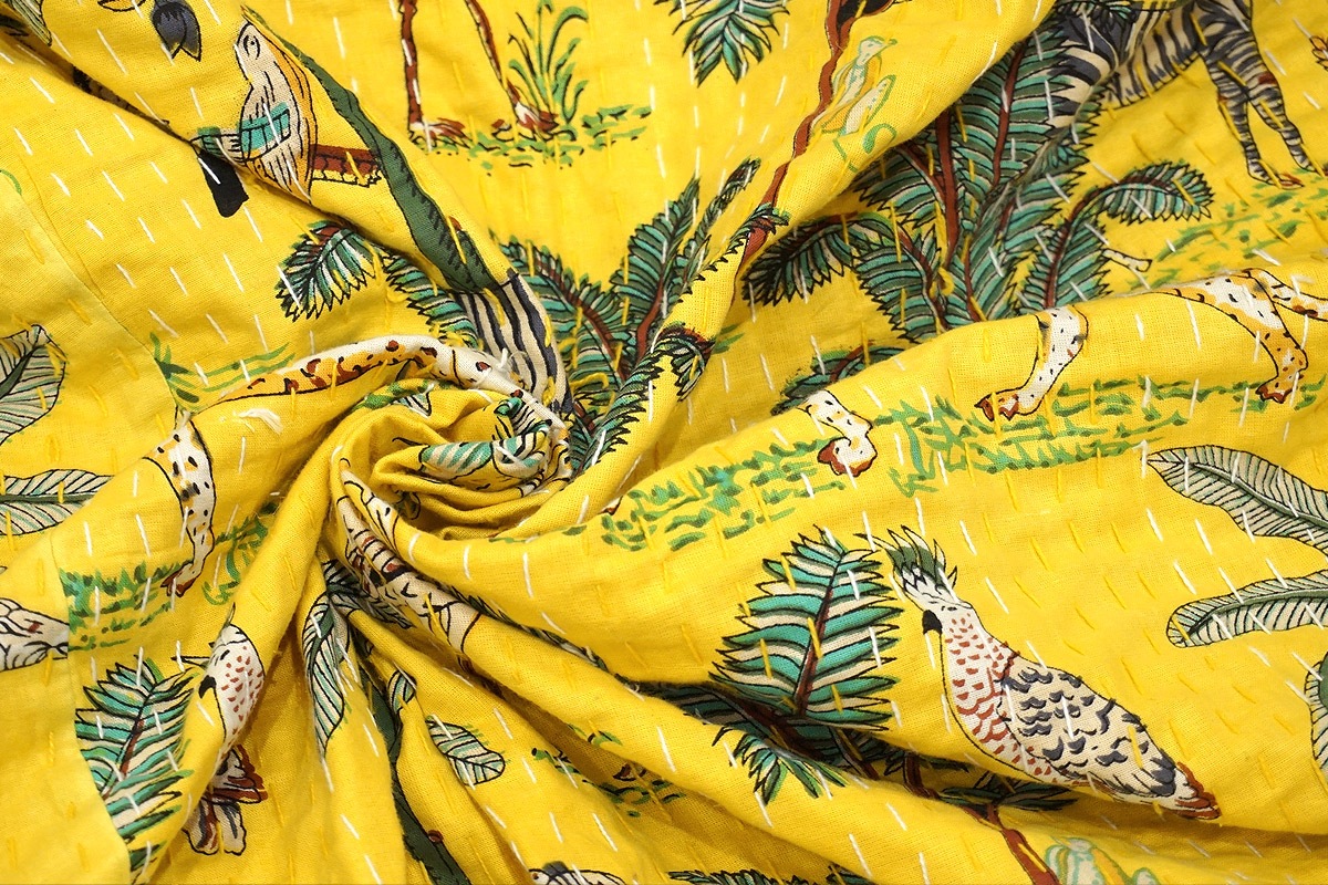 インド製「カンタキルト」マルチカバー◆220×145cm前後◆ジャングル/イエロー　KMC230-JGYL