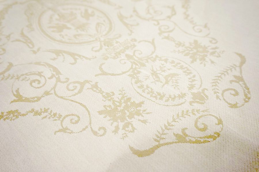 フランス製 ジャカード織　撥水テーブルクロス☆ ヴェルサイユ/ブルー 160x160cmサイズ F160160-VRSL-WB