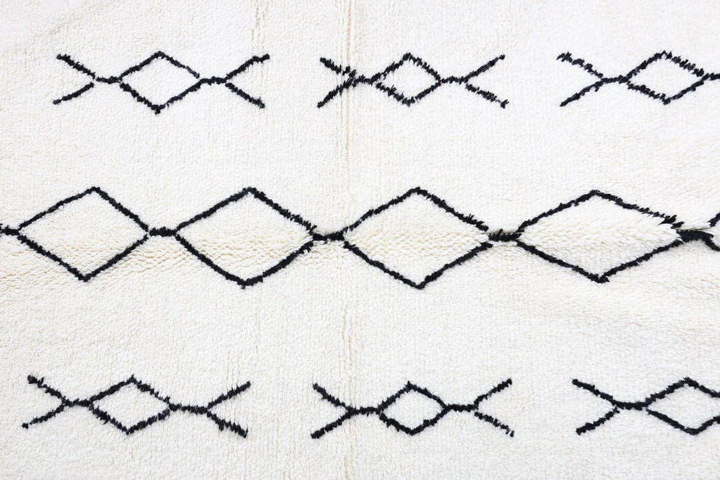 モロッコ手織り絨毯　ベニワレン（Beni Ouarain）　173ｘ123cm　MRB180-01