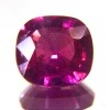 抜群のクラリティと色。こちらも目玉です。カシミール・ルビー0.96ct