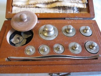 上皿天秤 02(村上式) 分銅付き（村上衡器製作所） | 古道具,古い道具