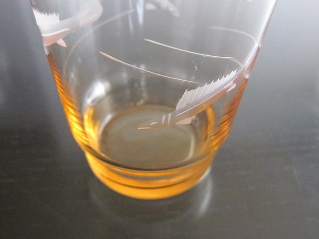 ���¥�ȥ�������󥸤ε����ڻҥ��饹��4�ĥ��å�