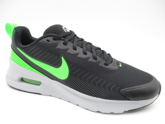 ナイキ エアマックス NUAXIS HV5754-010