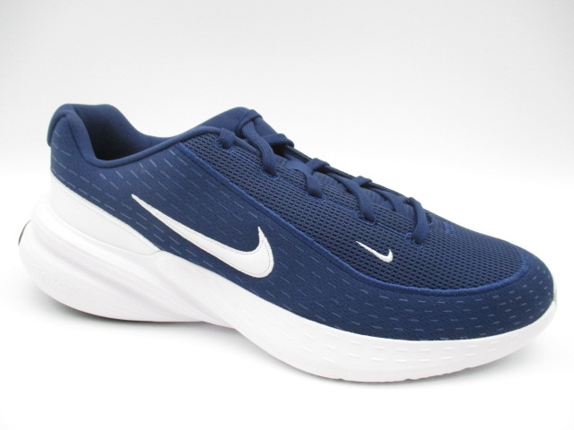 ナイキ アップリフトSC IB2765-401