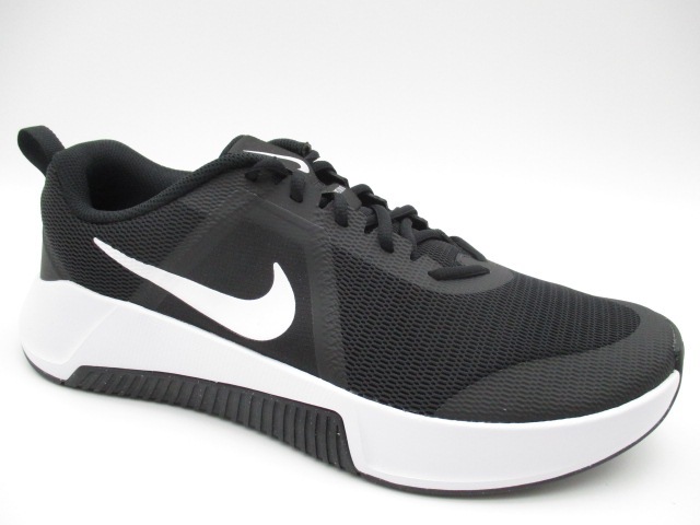 ナイキ MCトレーナー3 FQ1831-001