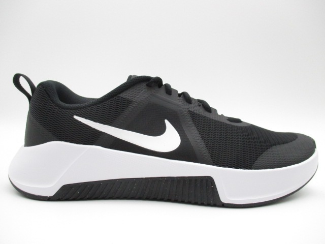 ナイキ MCトレーナー3 FQ1831-001