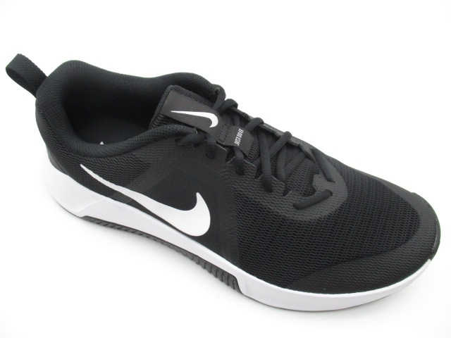 ナイキ MCトレーナー3 FQ1831-001