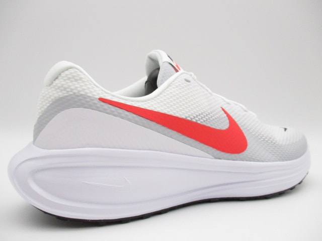 ナイキ レボリューション8　ワイド　幅広4E　HQ1996-100