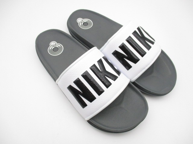 ナイキ オフコートスライド BQ4639-001