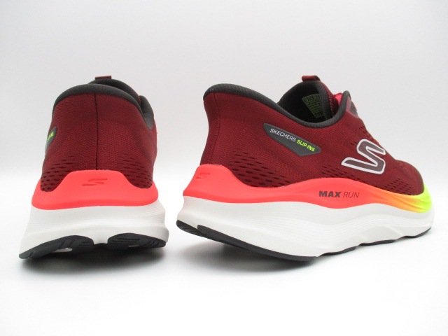 スケッチャーズ SLIP-INS MAX CUSHONING MAX RUN 221000-RDMT