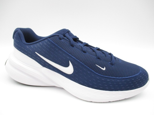 ナイキ アップリフトSC IB2765-401