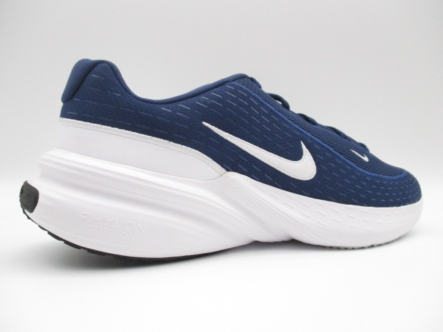 ナイキ アップリフトSC IB2765-401