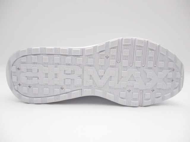 ナイキ AIR MAX BIA IF2624-100