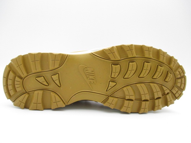 ナイキ　マノアレザー　HF7095-700