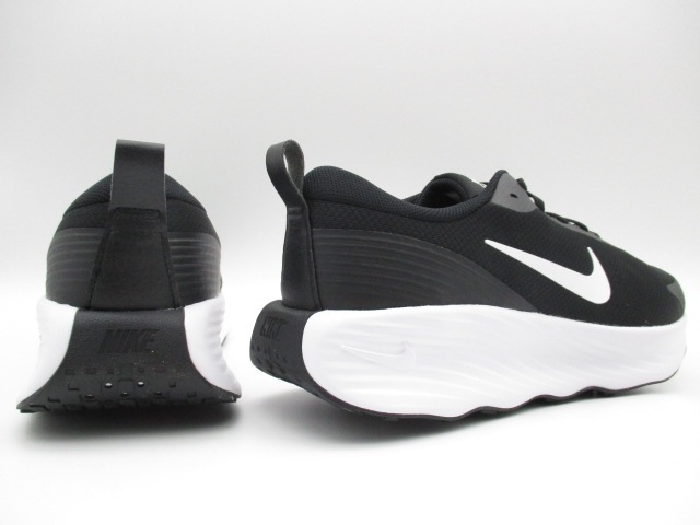 ナイキ PROMINAプロミナ エクストラワイド HQ8477-002