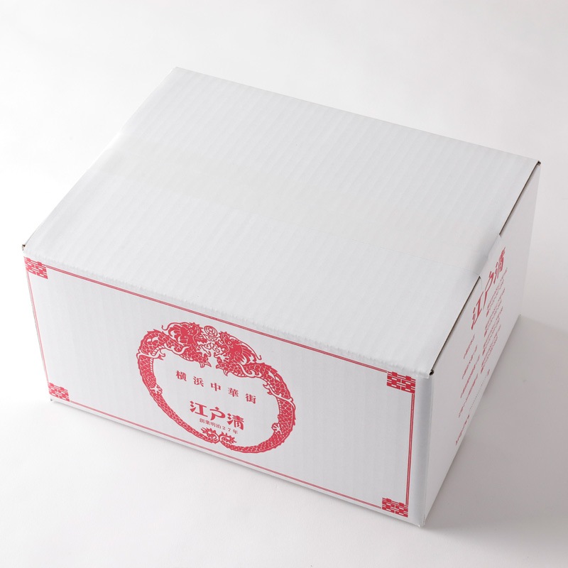 紅白ブタまん8個（化粧箱入）