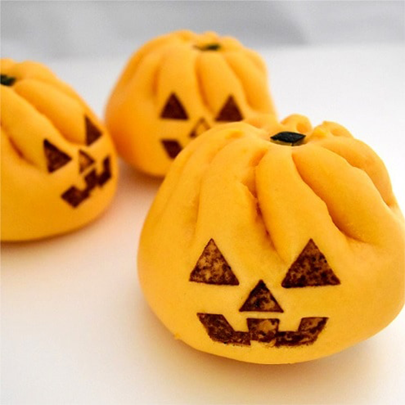 【かぼちゃまん】ハロウィンのジャック・オ・ランタンを真似たかわいいお饅頭♪