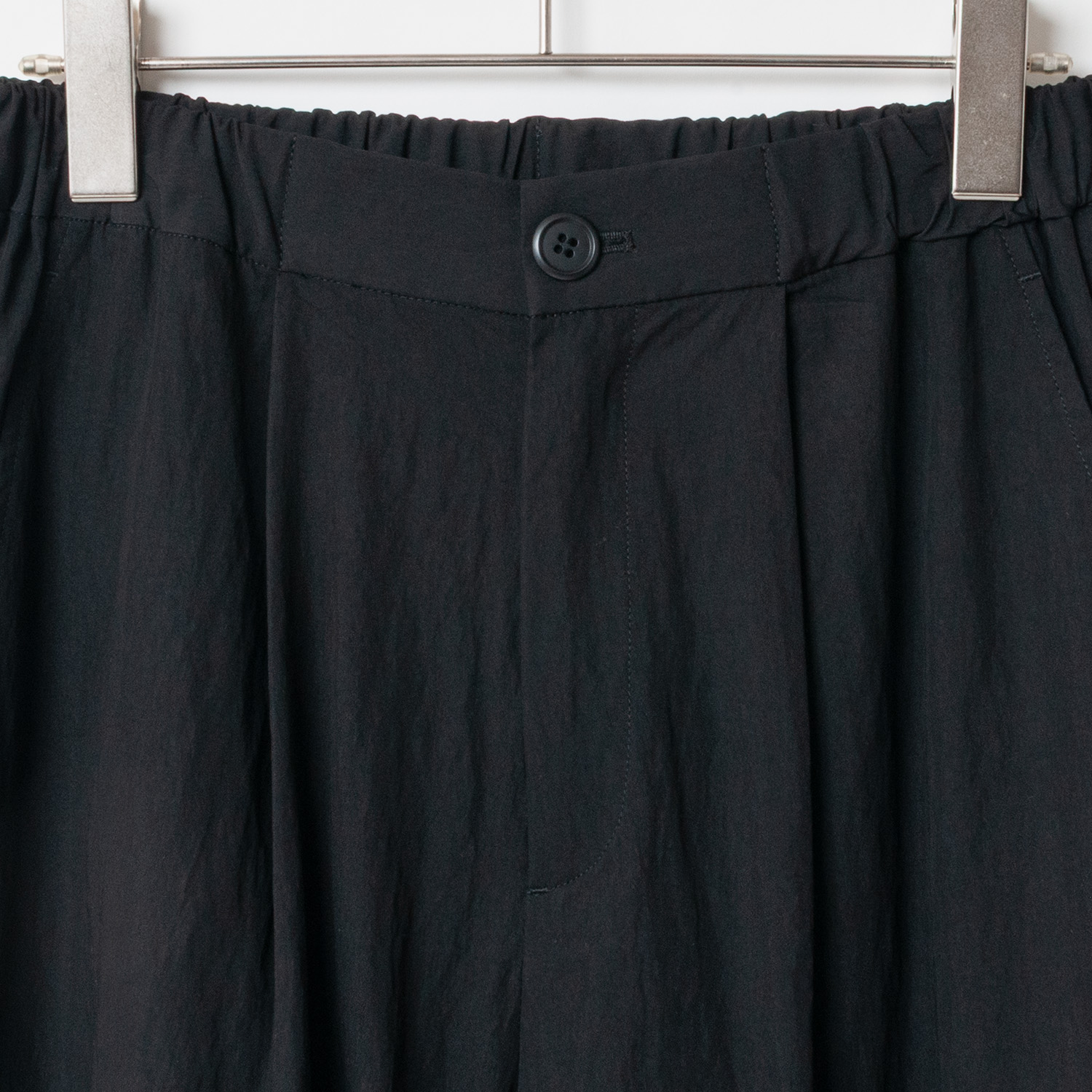 [Harriss] Front Tuck Semi-Wide Pants_Black(80)