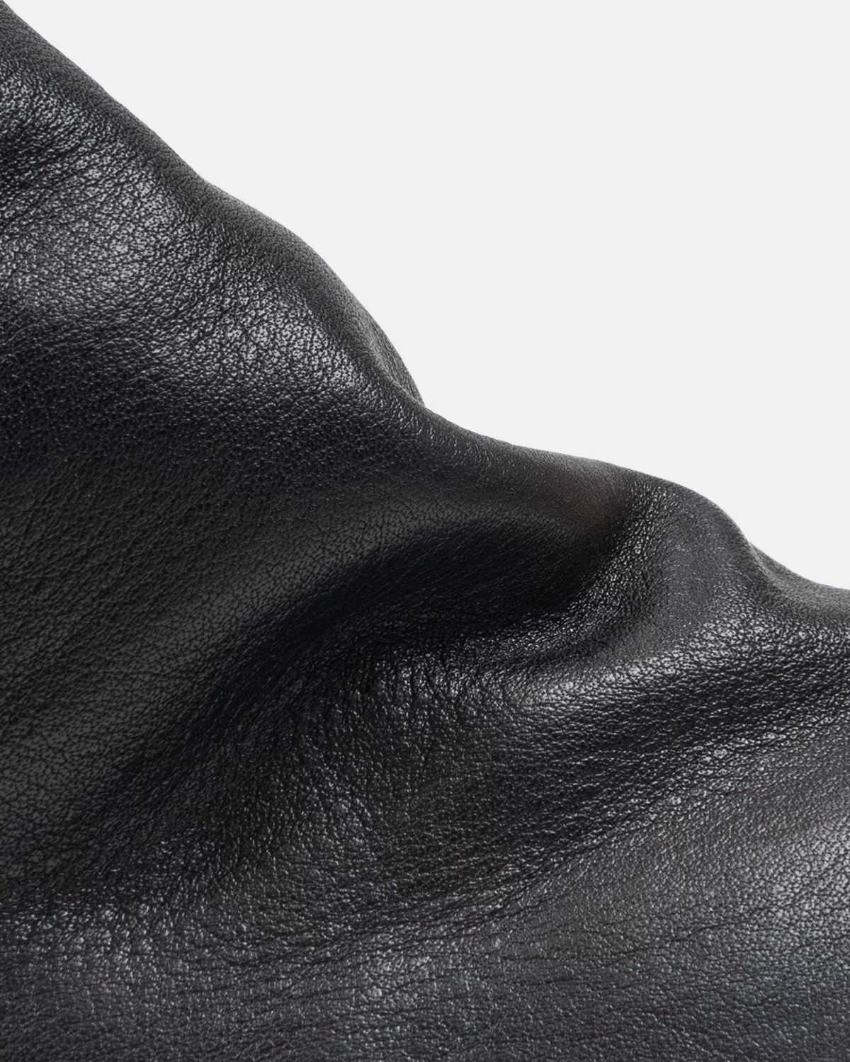 Bomb f ( black-sat/black-wax )