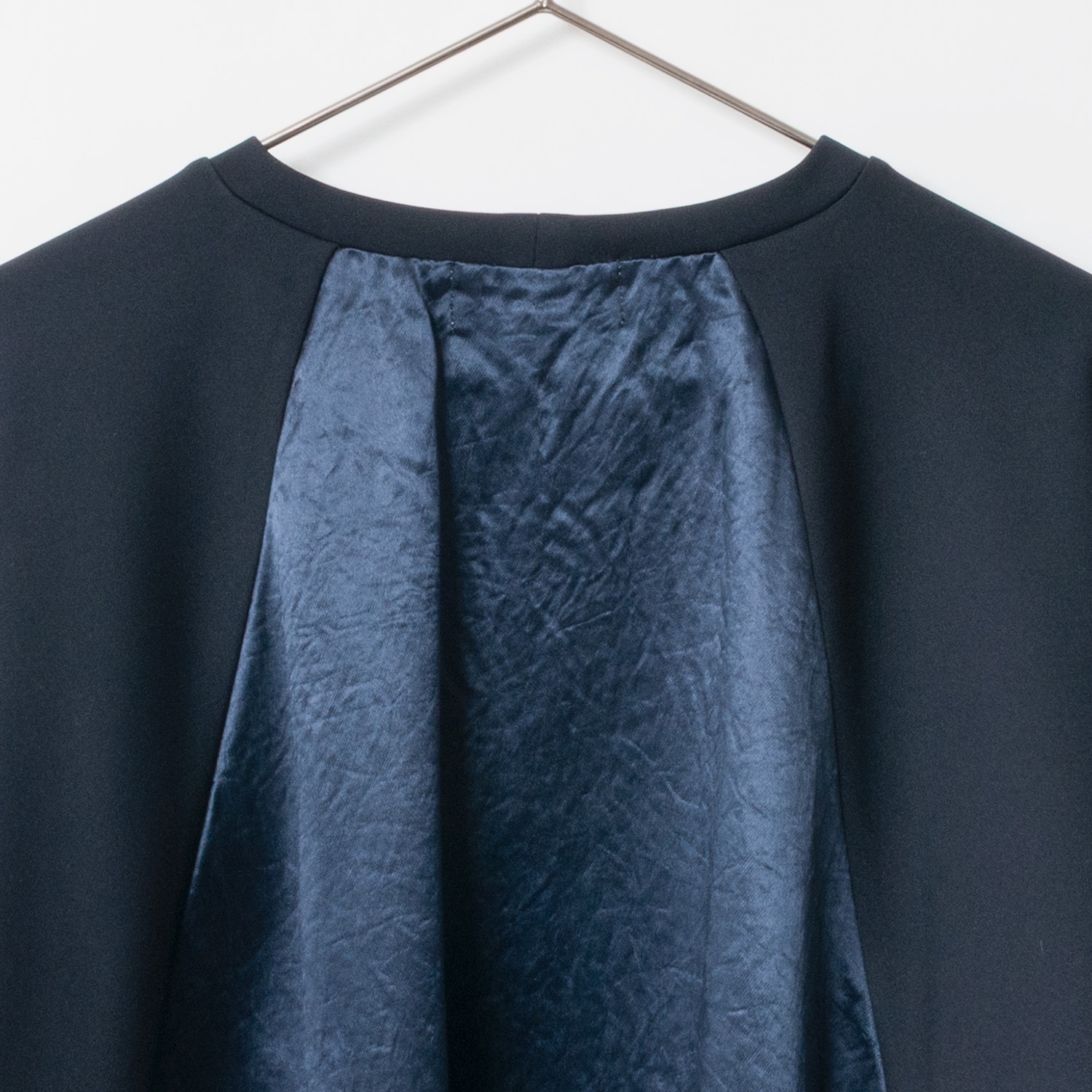 [Harriss] Dolman Tuck Sleeve Pullover