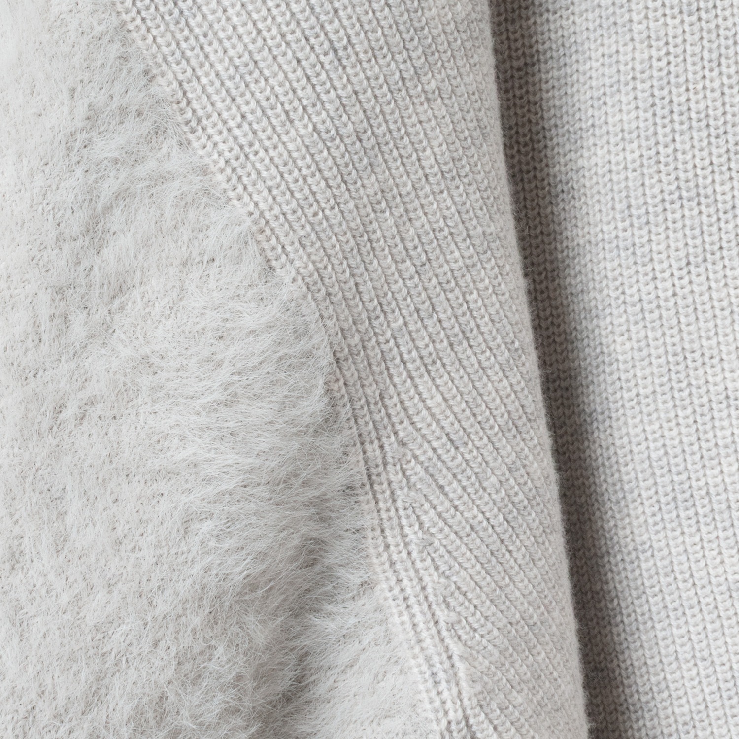 [Harriss] Feather Sleeve Knit Pullover