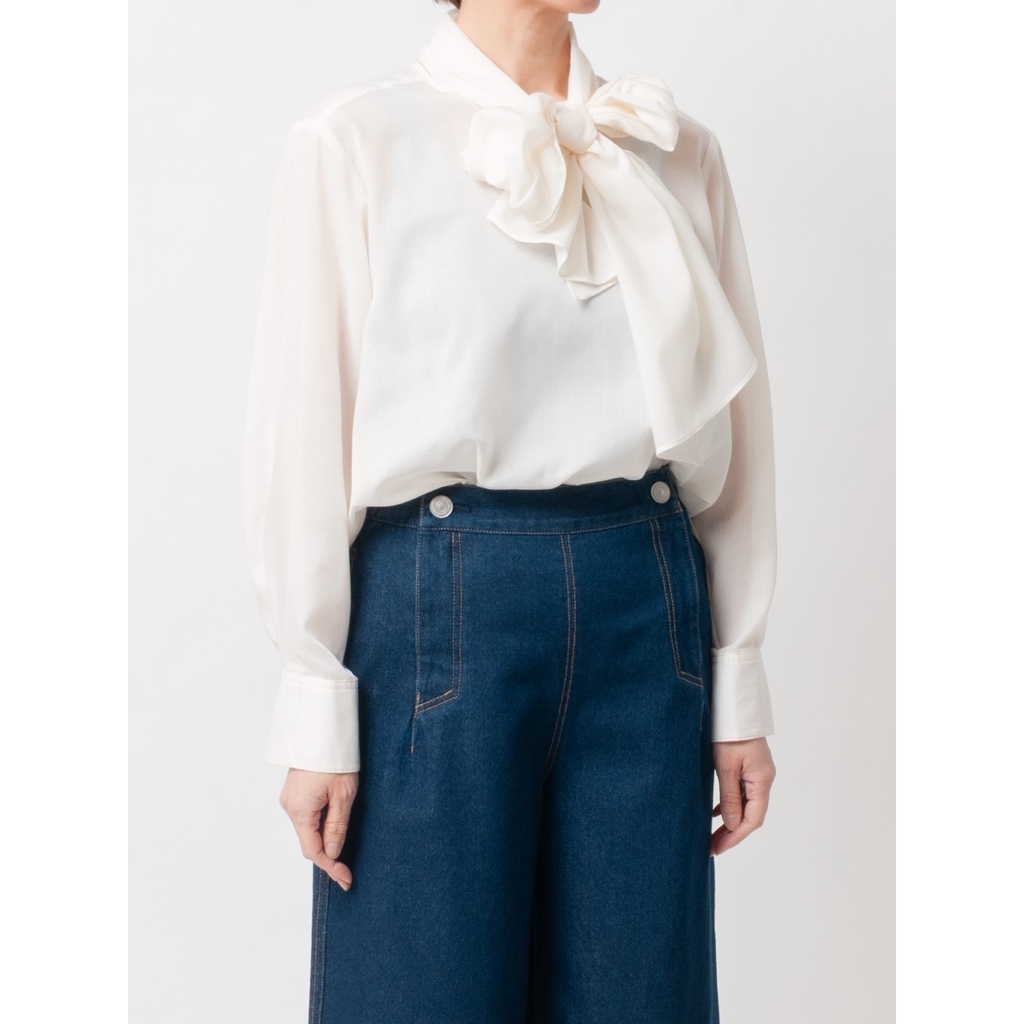 [Harriss] Blouse with Tie