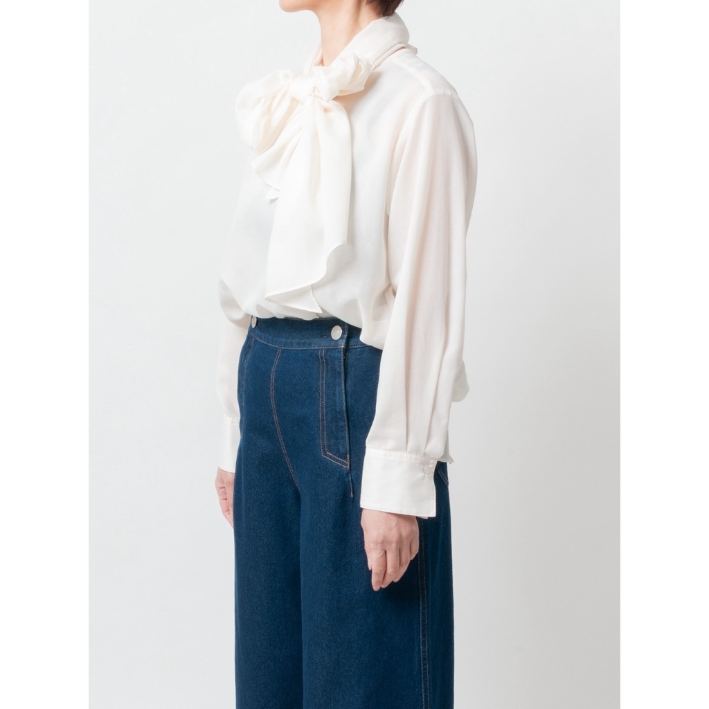 [Harriss] Blouse with Tie