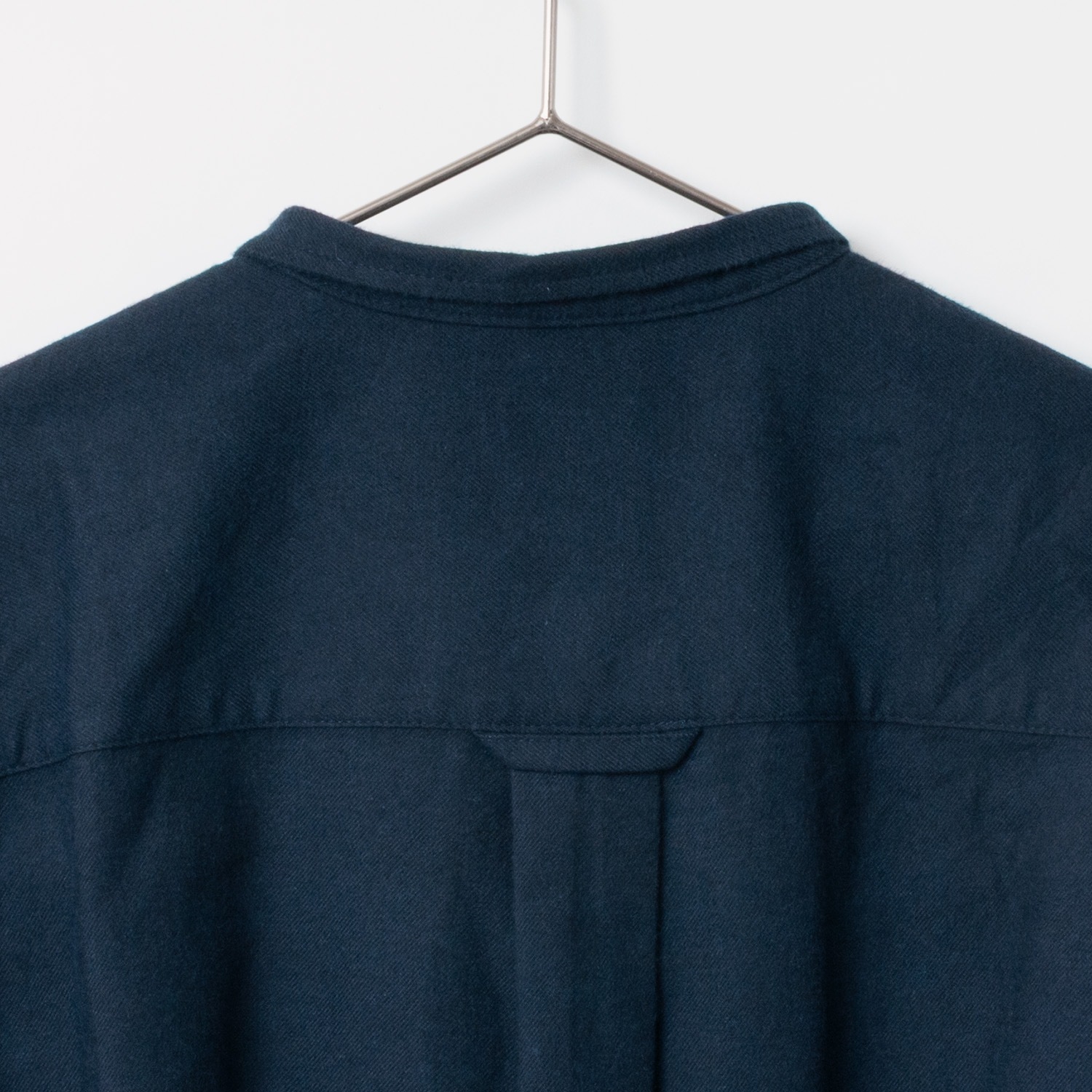 [le ciel de HARRISS] Short point embroidery shirt